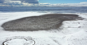 Kuyucuk Gölü'nde Kar Yağışı Umut Veriyor