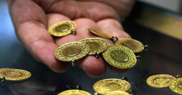 Kuyumcular bile takip edemiyor: Altın fiyatlarında beklenmeyen yükseliş! Gram altın rekoru geliştiriyor