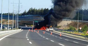 Kuzey Marmara Otoyolu'nda Yolcu Otobüsü Alev Aldı