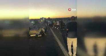 Lastiği patlayan otomobil bariyerlere çarparak takla attı: 2 yaralı