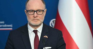 Letonya Savunma Bakanı Andris Spruds İstifa Etti