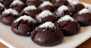 En kolay browni kurabiye tarifi