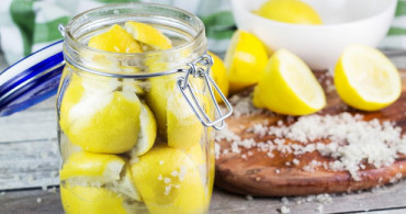 Limon Uzun Süre Nasıl Saklanır? - Limonu Tuzlama Yöntemi