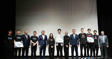 Liselerarası Veri Olimpiyatı Ödül Töreni Gerçekleşti