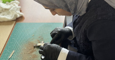 Listra Antik Kenti'nde Eşsiz Bir Buluntu: Mühürlenmiş Bronz Haç