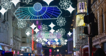 Londra'nın Coventry Caddesi, Ramazan İçin 4'üncü Kez Işıklandırıldı
