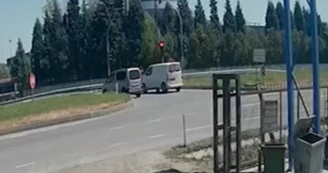 Lüleburgaz’da Jandarma Aracı ile Panelvan Çarpıştı: 1 Yaralı