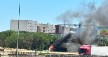 Lüleburgaz'da seyir halindeki tırda yangın söndürüldü