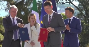 Macron ve Meloni, Lübnan'daki UNIFIL görev süresinin sona ermesinin ardından koalisyon oluşturacaklarını açıkladı
