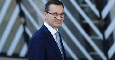 Macron'un Sözlerine Polonya Başbakanı Morawiecki'den Tepki Gösterdi