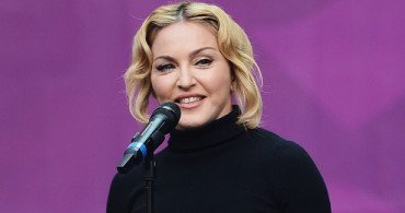 Madonna'dan Dünya Barışı için Dua