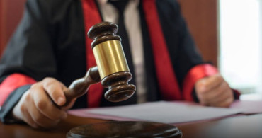 Mahkeme, Müdür Yardımcısını Tehdit Eden Öğrencinin Okulunu Değiştirdi