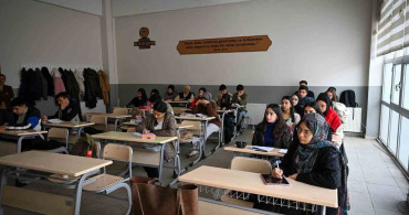 Malatya Büyükşehir Belediyesi 507 YKS öğrencisini sınava hazırladı