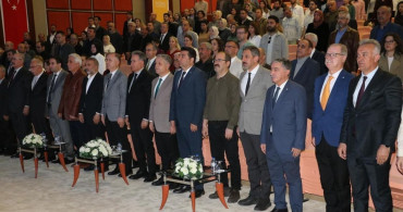 Malatya'da '40 Yıllık Çınarlar' Paneli Gerçekleşti