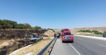 Malatya'da bariyerlere çarpan otomobil alev aldı: 1 ölü, 1 ağır yaralı