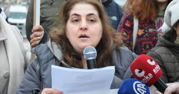 Malatya'da Beste Kızılay İçin Kadın Cinayetlerine Karşı Eylem