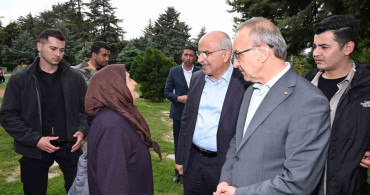 Malatya'da Deprem Sonrası Başkan Er ve Ekiplerinin Çalışmaları