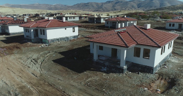 Malatya'da depremin yaraları sarılıyor: 30 evin yapımında sona gelindi