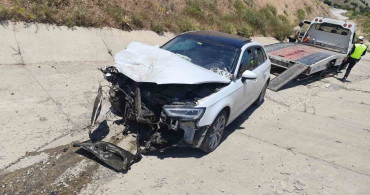 Malatya'da iki aracın çarpıştığı kaza kamerada: 4 yaralı