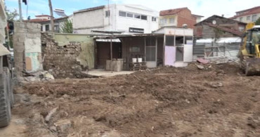 Malatya'da Kaçak Kazı İhbarı Polise Alarm Verdi