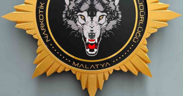 Malatya'da midelerinde uyuşturucu taşıyan iki kişi yakalandı