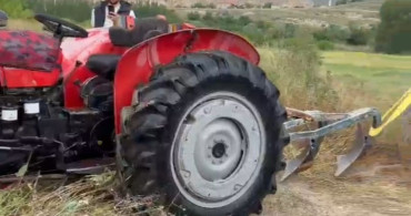 Malatya’da traktör kanala uçtu, sürücü son anda kurtuldu