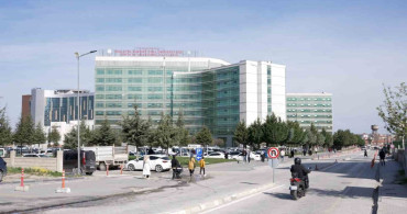 Malatya'da Üç Kalp Deliği Kapatıldı
