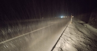 Malatya'nın Darende İlçesinde Yoğun Kar Yağışı Başladı