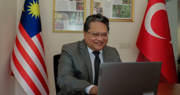 Malezya'nın Büyükelçisi Sazali, AA'nın Oylamasında