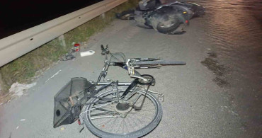 Manavgat'ta Motosiklet ve Bisiklet Kaza Yaptı