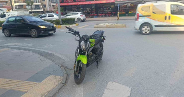 Manavgat'ta Motosiklet ve Minibüs Çarpıştı