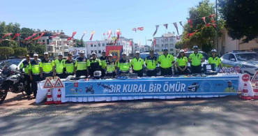 Manavgat'ta Trafik Haftası Etkinliği: Kurallara Uyan Sürücülere Ödül