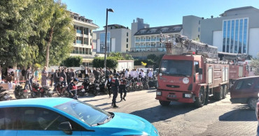 Manavgat'taki 5 Yıldızlı Oteldeki Yangın Kontrol Altına Alındı