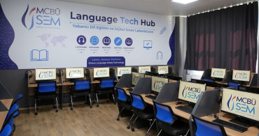 Manisa Celal Bayar Üniversitesi yabancı dil ve dijital sınav merkezi açıldı
