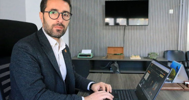 Manisa Gazeteciler Cemiyeti Başkanı Önder Aydın, AA'nın Yılın Kareleri Oylamasında