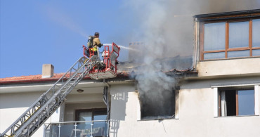 Manisa'da Apartmanda Yangın Alarmı