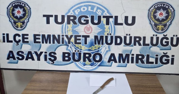 Manisa'da Bıçaklı Saldırı: 67 Yaşındaki Adam Hayatını Kaybetti