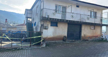 Manisa'da Boşanma Aşamasındaki Eşini Ve Ailesini Katletti