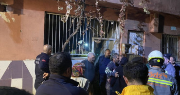 Manisa'da Ev Yangını Kontrol Altına Alındı