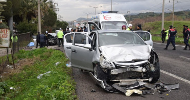 Manisa'da Feci Trafik Kazası: 2 Ölü, 4 Yaralı