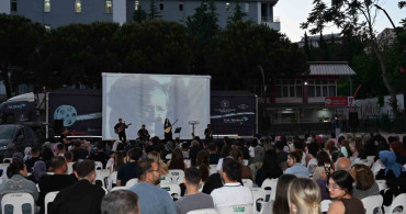 Manisa'da Gezen Sinema Tırı ile Eğlence Dolu Etkinlik