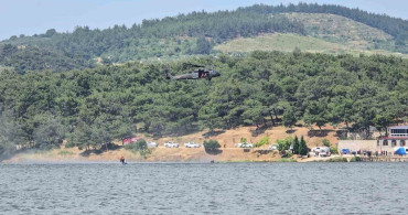 Manisa'da jandarma ve afad ekiplerinden nefes kesen suda arama kurtarma tatbikatı