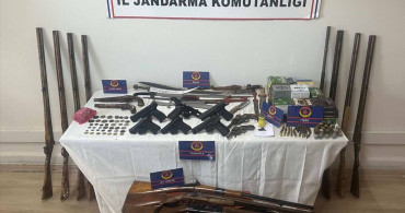 Manisa'da Silah Deposu: Şüpheli Yakalandı