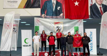 Manisalı İrem Denktaş Türkiye Şampiyonu Oldu