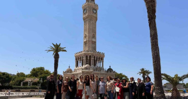 Manisalı Kadınlar İzmir'de Tarihi ve Kültürel Zenginlikleri Keşfetti