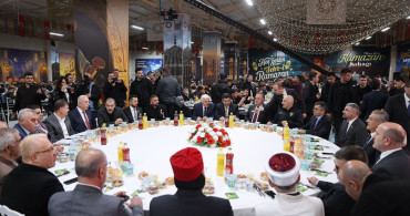 Mardin'de Farklı İnanç Grupları 'Kardeşlik İftarı' Programında Bir Araya Geldi