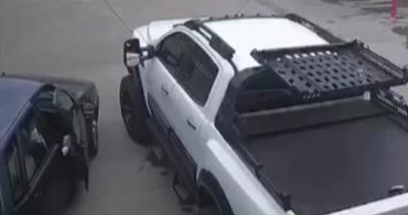 Mardin'de İlginç Olay: Sürücünün El Freni Unutuldu