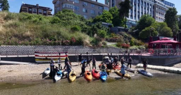 Marmara Denizi'nde ücretsiz kano etkinliği katılımcıları sevindirdi