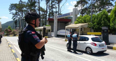 Marmaris ve Datça'ya Bayram Tatili İçin Araç Akını