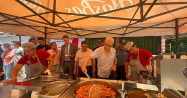 Marmaris’te 15 Temmuz şehitleri anısına lokma hayrı düzenlendi
